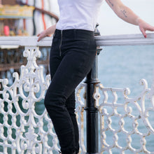 Load image into Gallery viewer, Julia Jeggings (Black) Mid Rise