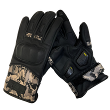 Load image into Gallery viewer, Bessie Gloves (Camo)