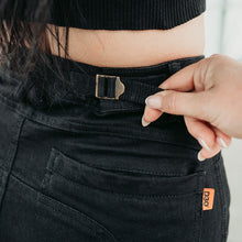 Load image into Gallery viewer, Isla Black Jeans