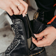 Load image into Gallery viewer, Isla Black Jeans