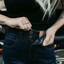 Load image into Gallery viewer, Ellie Blue Jeans