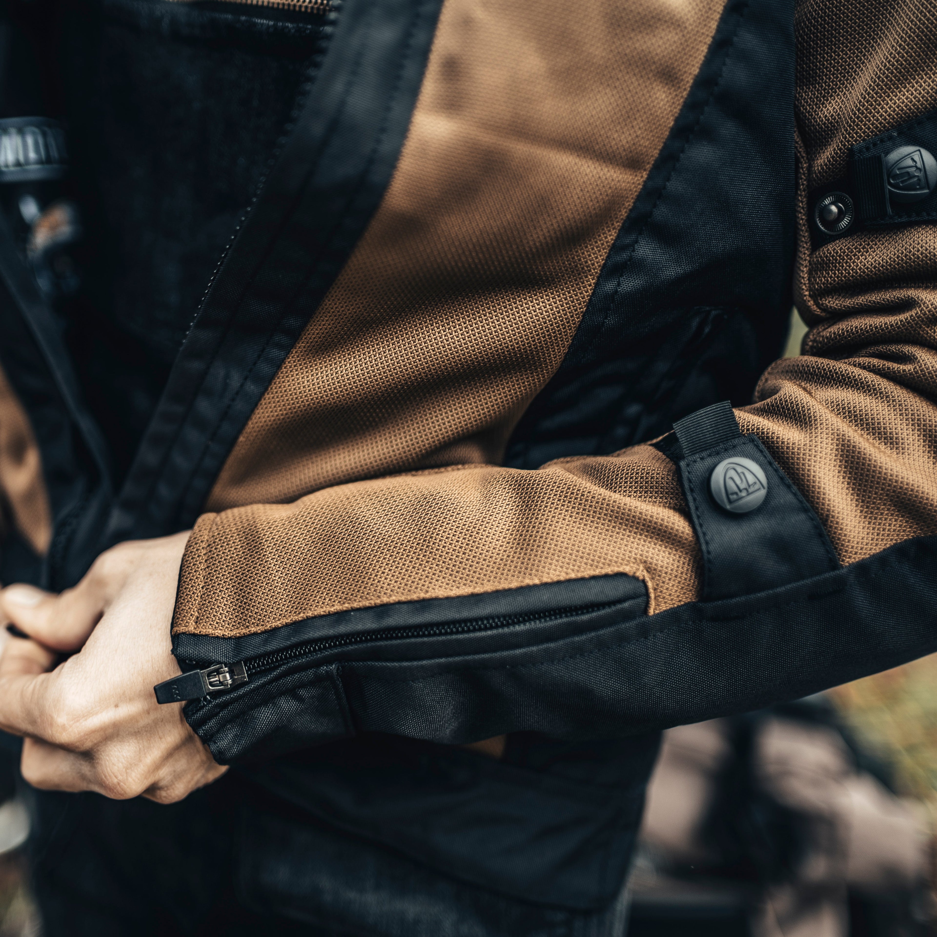 Bonnie Jacket (Gold)